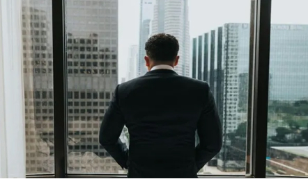 How to Thrive in High-Pressure Roles with Insights from Garrett Gendron